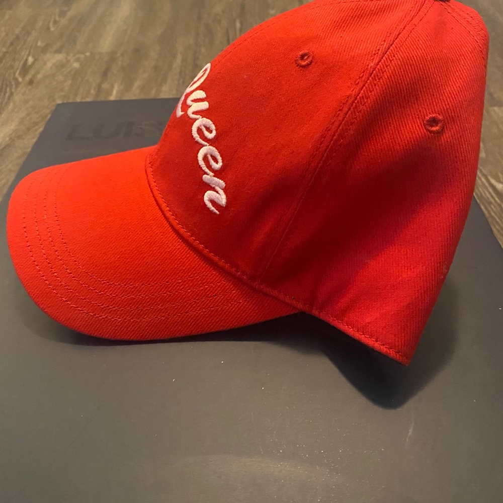 Men’s Alexander McQueen hat.